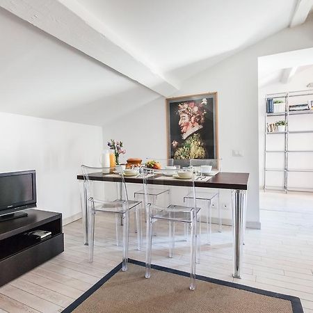 Bed and Breakfast Relais Al Senato Roma Exterior foto