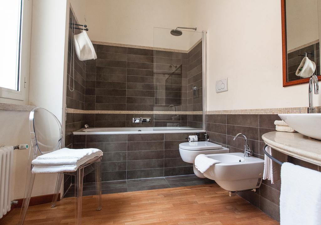 Bed and Breakfast Relais Al Senato Roma Exterior foto